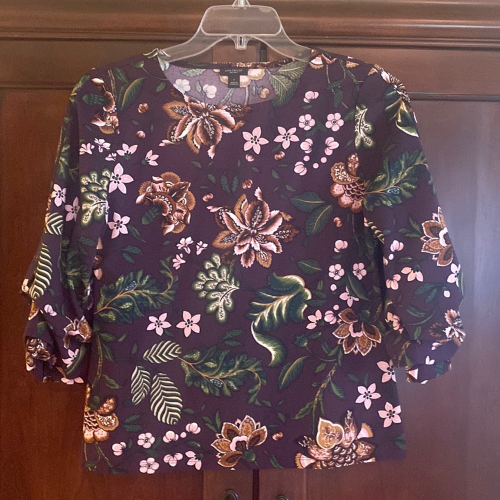 Ann Taylor factory top